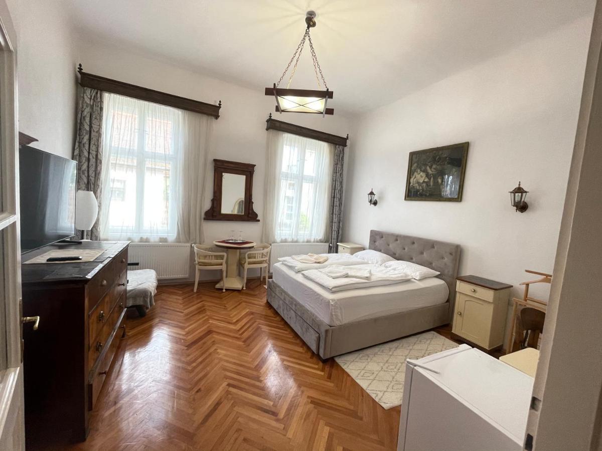 Guest House Hena Sfântu-Gheorghe Zewnętrze zdjęcie