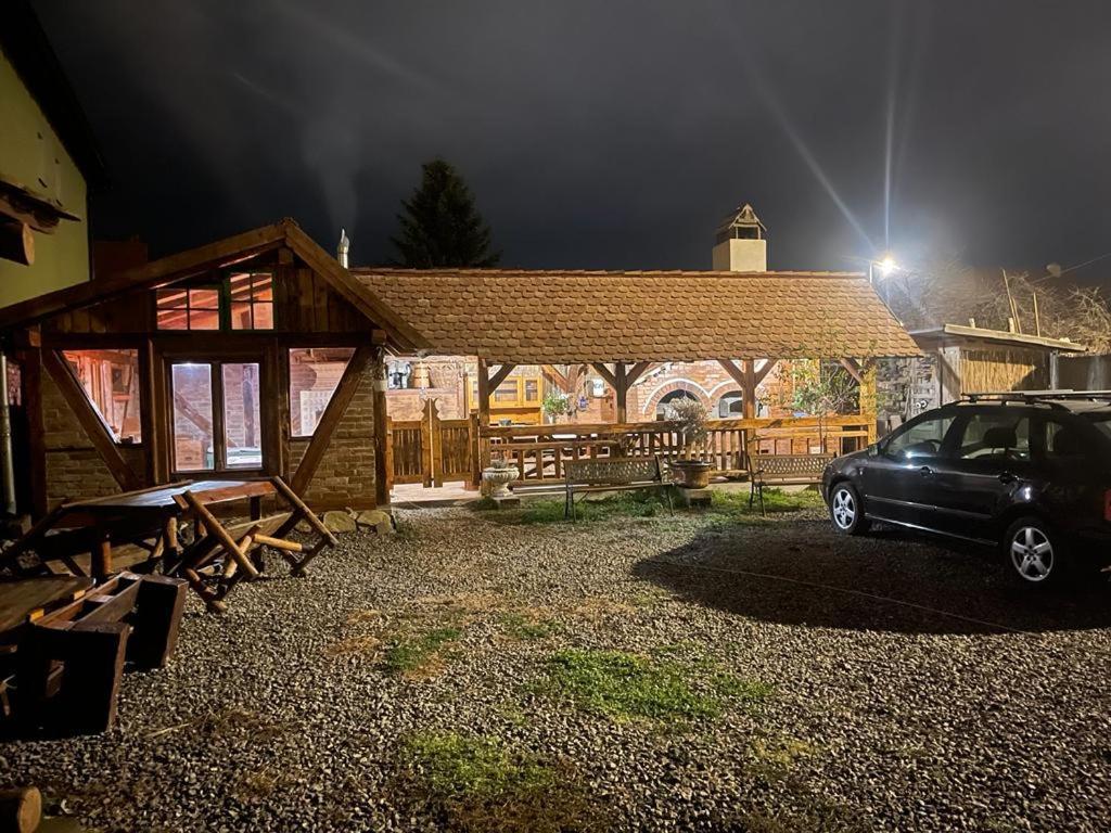 Guest House Hena Sfântu-Gheorghe Zewnętrze zdjęcie