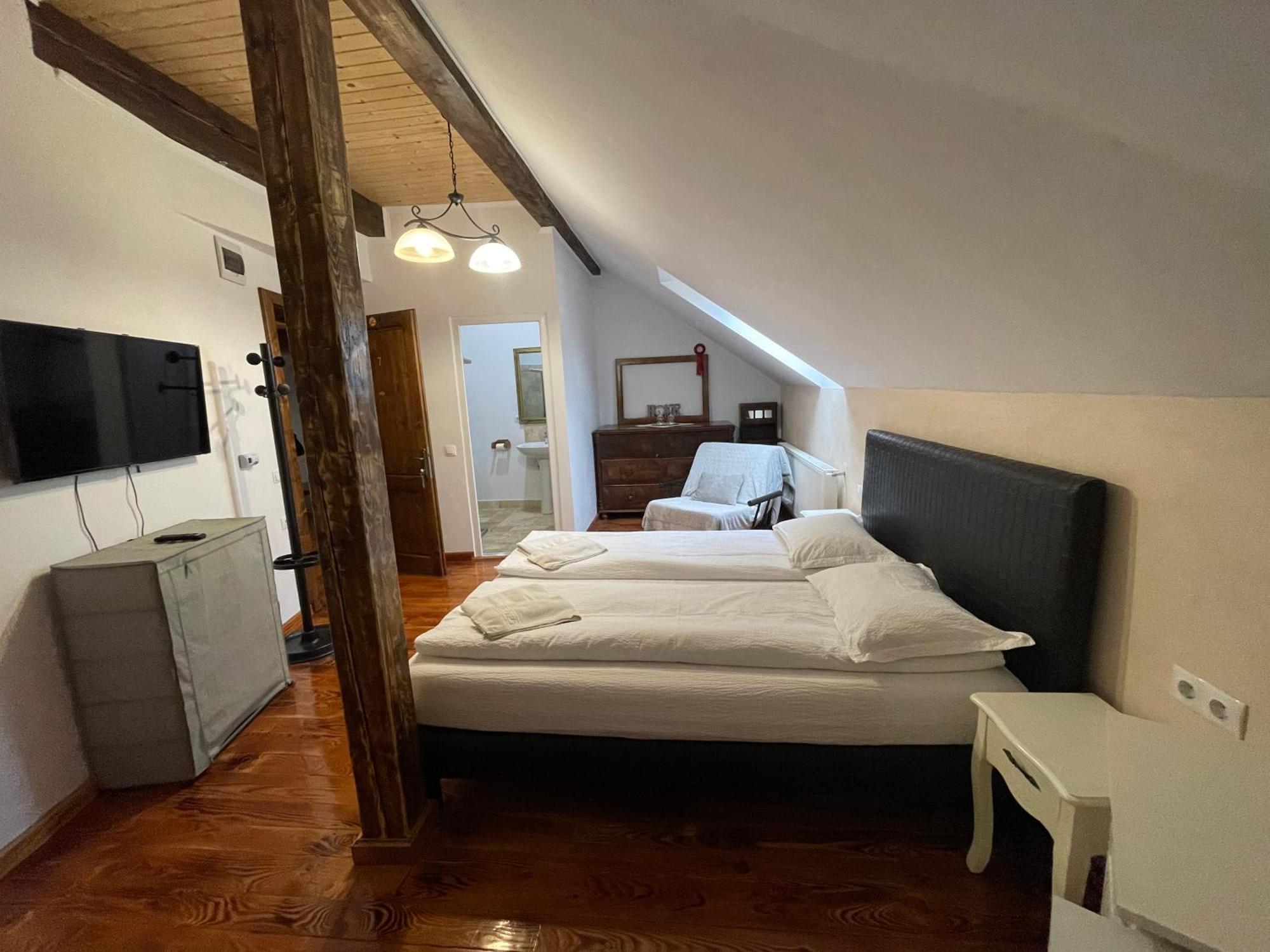 Guest House Hena Sfântu-Gheorghe Zewnętrze zdjęcie